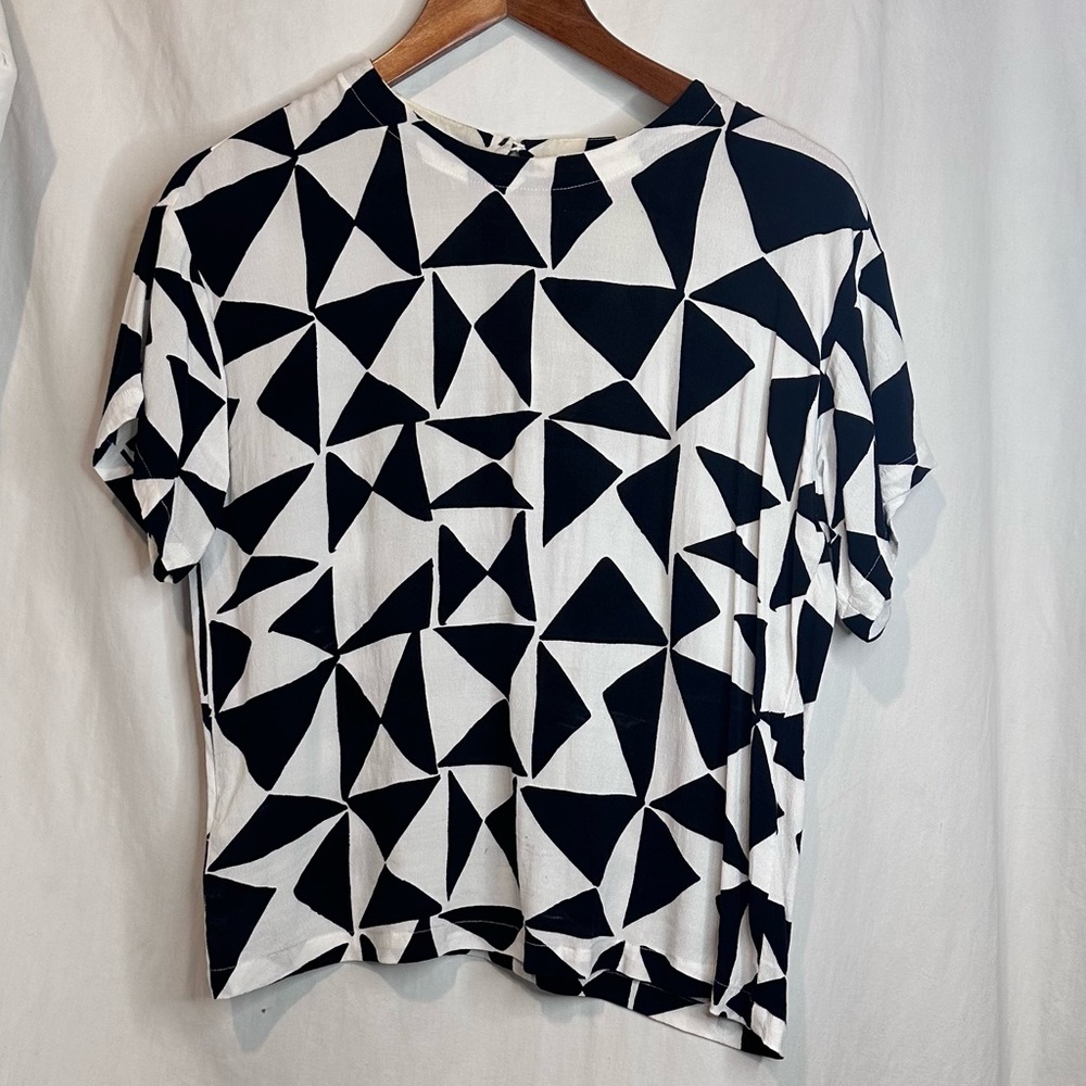 LOFT TOP